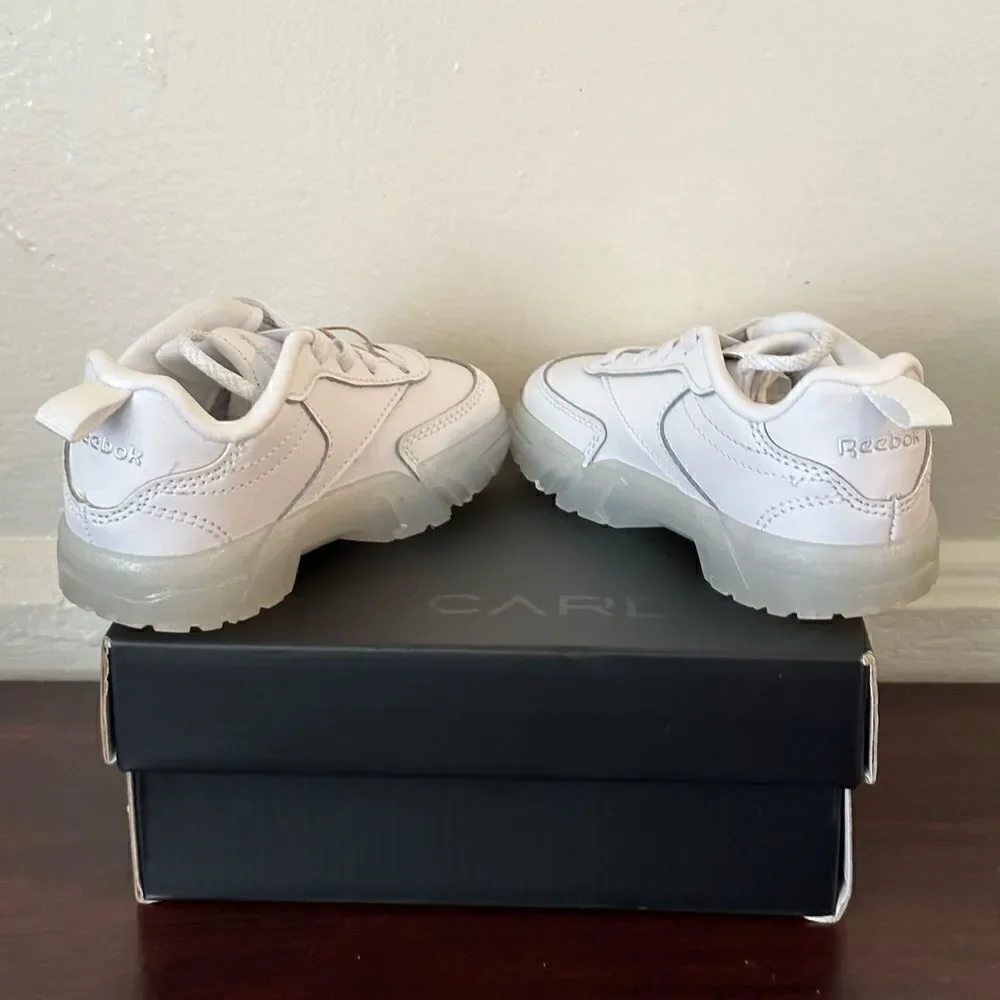 Cardi B X Reebok Kids leather platform sneaker in white  size 7 , NIB